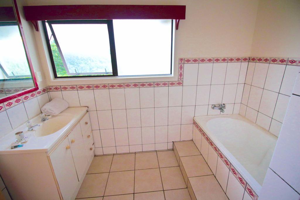 Tonga Holiday Villa Nuku'alofa Exteriör bild