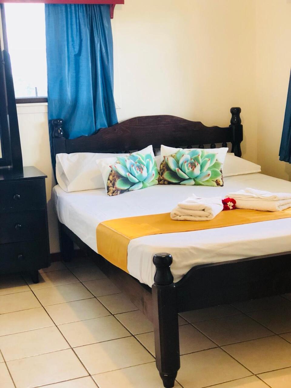 Tonga Holiday Villa Nuku'alofa Exteriör bild